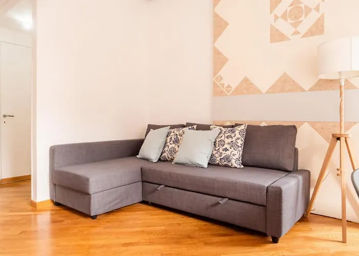 The Best Rent - Two-Bedroom Apartment In Maciachini District